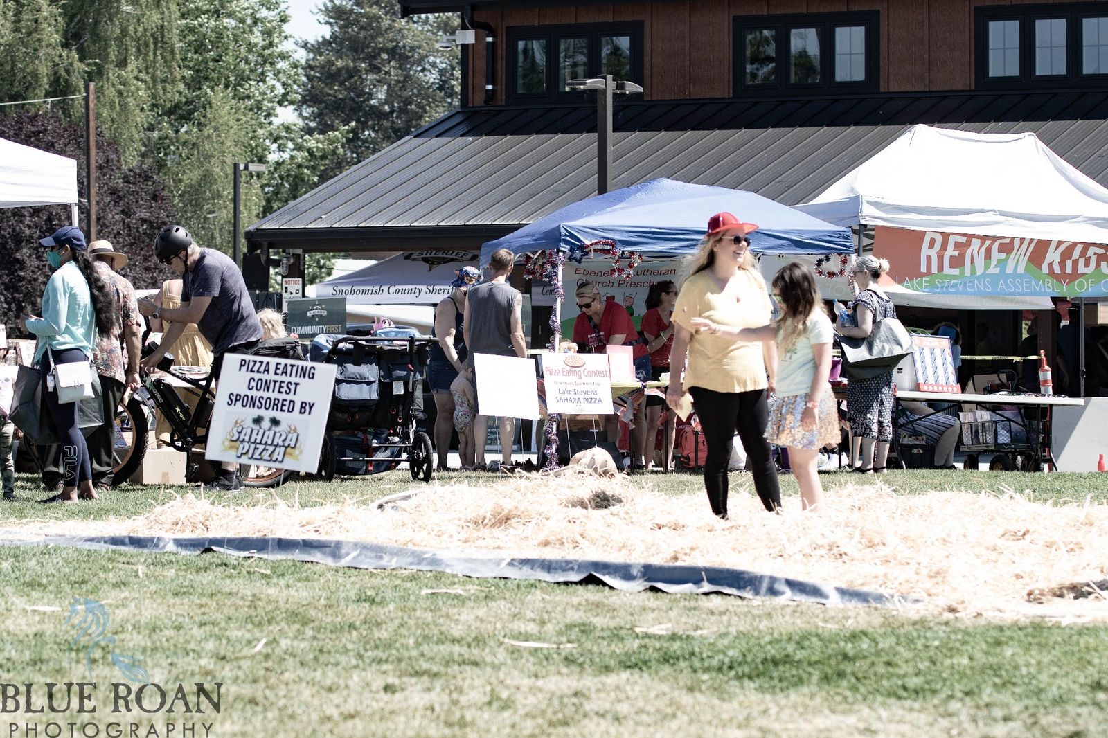 Sahara Pizza Eating Contest setup at Family Fun Fest